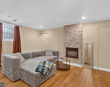 2911 8th Street Se - Photo Thumbnail 20