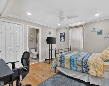 2911 8th Street Se - Photo Thumbnail 12