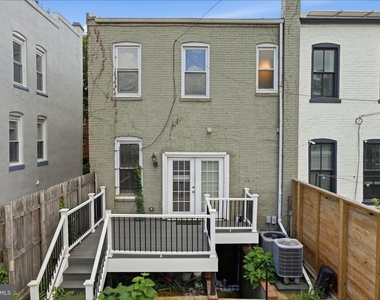 601 Kenyon Street Nw - Photo Thumbnail 26