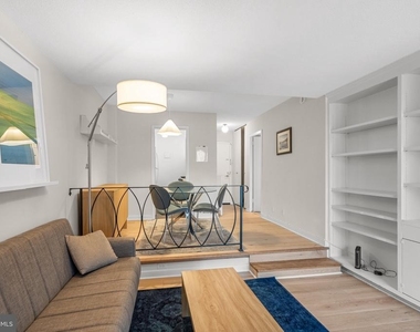 2201 L Street Nw - Photo Thumbnail 12