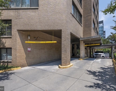 2201 L Street Nw - Photo Thumbnail 2