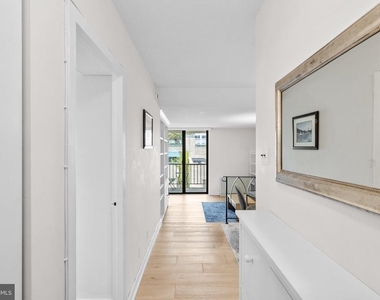 2201 L Street Nw - Photo Thumbnail 8