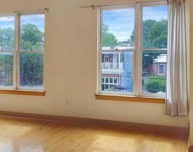 326 8th Street Ne - Photo Thumbnail 3