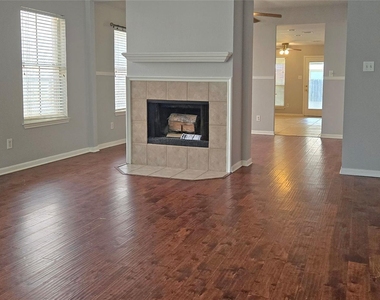 3608 Bratton Heights Dr - Photo Thumbnail 2