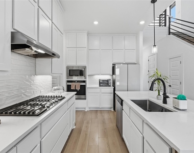 2348 Sawdust Dr - Photo Thumbnail 7