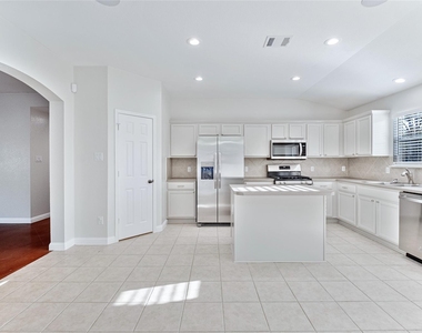 2328 Pearson Way - Photo Thumbnail 37