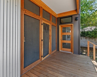 1908 Richcreek Rd - Photo Thumbnail 4