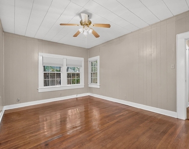 4211 Avenue B - Photo Thumbnail 17