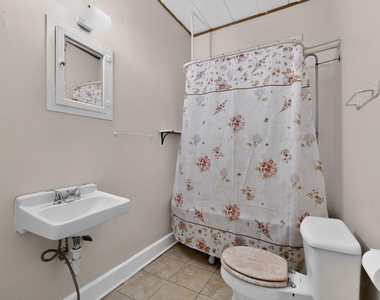 4211 Avenue B - Photo Thumbnail 21