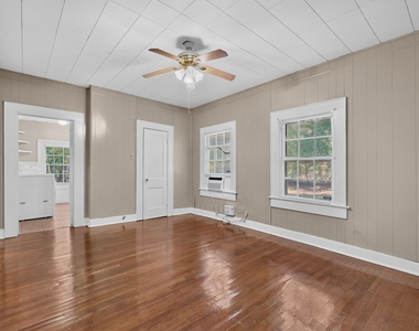 4211 Avenue B - Photo Thumbnail 18