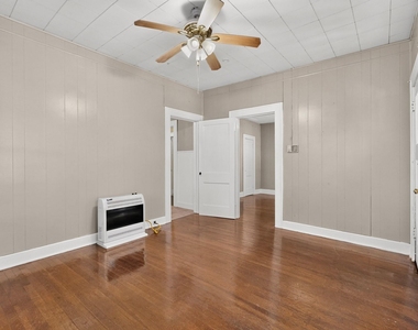 4211 Avenue B - Photo Thumbnail 8