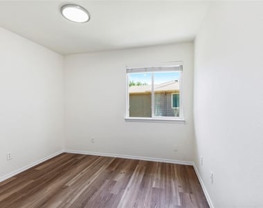 14416 Lewis Carroll Ln - Photo Thumbnail 54
