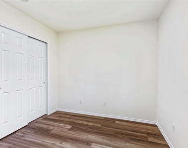 14416 Lewis Carroll Ln - Photo Thumbnail 55