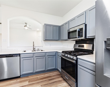 14416 Lewis Carroll Ln - Photo Thumbnail 10