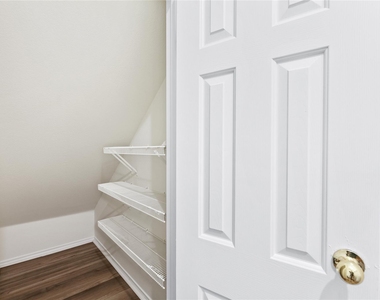 14416 Lewis Carroll Ln - Photo Thumbnail 16