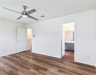 14416 Lewis Carroll Ln - Photo Thumbnail 21