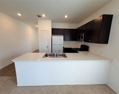 14129 Tordillo Dr - Photo Thumbnail 6