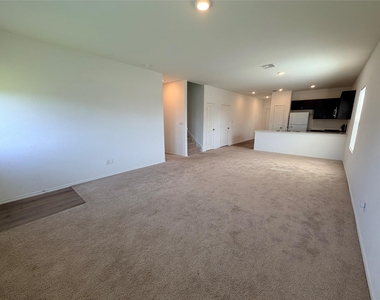 14129 Tordillo Dr - Photo Thumbnail 8