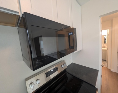 2905 Parker Ln - Photo Thumbnail 1
