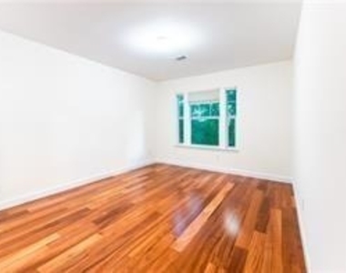 15716 Belfin Dr - Photo Thumbnail 23