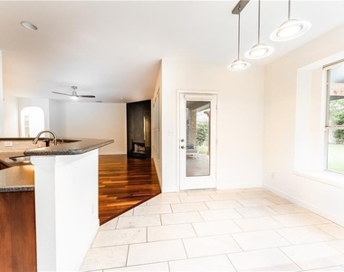 15716 Belfin Dr - Photo Thumbnail 17