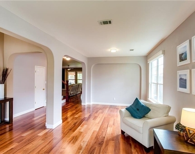 15716 Belfin Dr - Photo Thumbnail 2