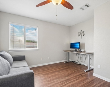1110 Brashear Ln - Photo Thumbnail 20
