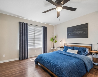 1110 Brashear Ln - Photo Thumbnail 13