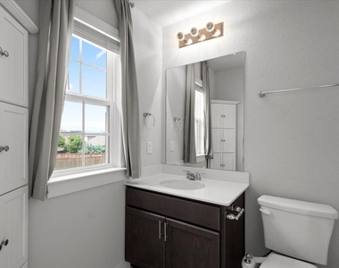321 Buffalo View Ln - Photo Thumbnail 18