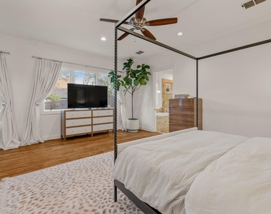 2703 Mccullough St - Photo Thumbnail 19