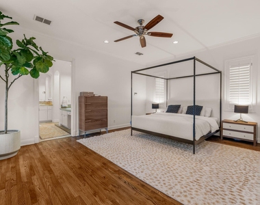 2703 Mccullough St - Photo Thumbnail 18