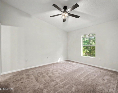 7920 Merrill Road - Photo Thumbnail 15