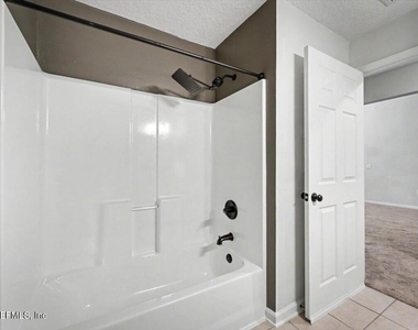 7920 Merrill Road - Photo Thumbnail 12