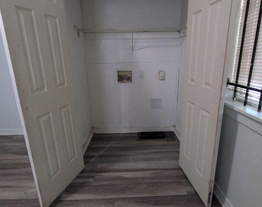 1237 W 19th Street - Photo Thumbnail 10