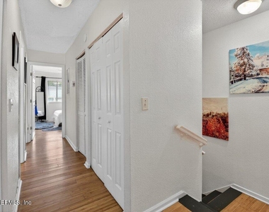 8880 Old Kings Road - Photo Thumbnail 26
