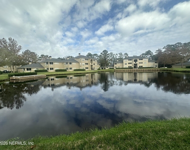 1701 The Greens Way - Photo Thumbnail 16