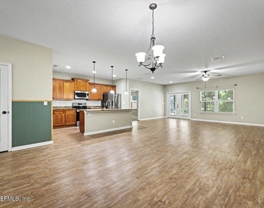 328 Gillespie Gardens Drive - Photo Thumbnail 6