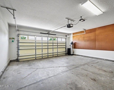 328 Gillespie Gardens Drive - Photo Thumbnail 31