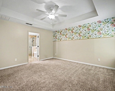 328 Gillespie Gardens Drive - Photo Thumbnail 20