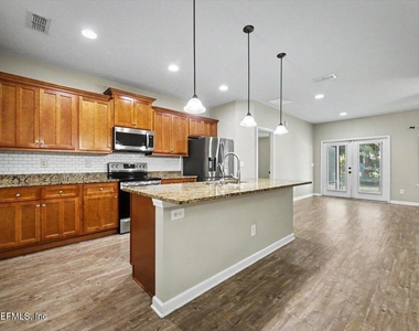328 Gillespie Gardens Drive - Photo Thumbnail 10