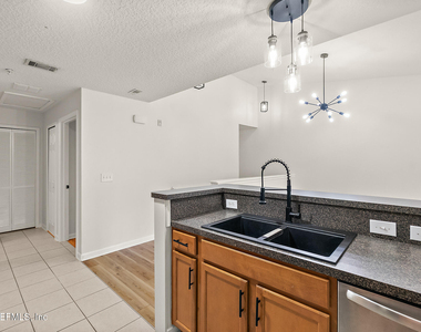 108 Brannan Place - Photo Thumbnail 17