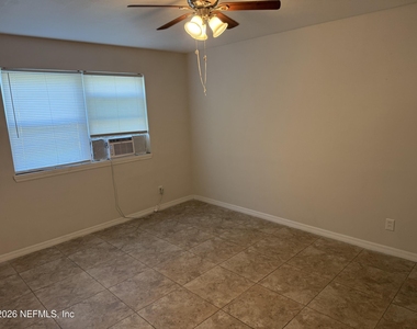 1205 Lasalle Street - Photo Thumbnail 5