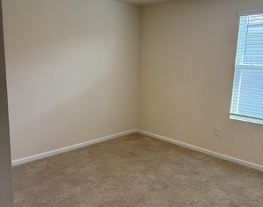 86625 Nassau Crossing Way - Photo Thumbnail 8