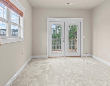 655 Mead Street Se - Photo Thumbnail 17