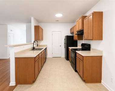 6944 Rogers Point - Photo Thumbnail 2
