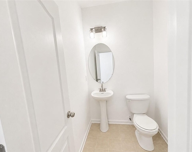 6944 Rogers Point - Photo Thumbnail 3