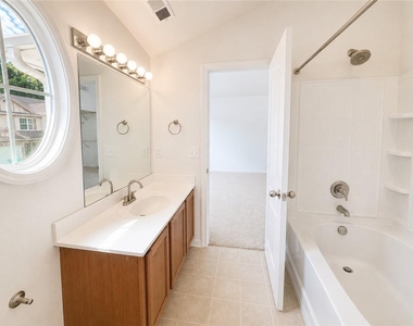 6944 Rogers Point - Photo Thumbnail 15