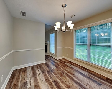 3564 Saddlebrook Drive - Photo Thumbnail 6