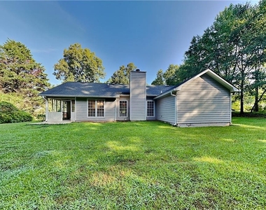 3564 Saddlebrook Drive - Photo Thumbnail 16
