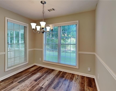3564 Saddlebrook Drive - Photo Thumbnail 5
